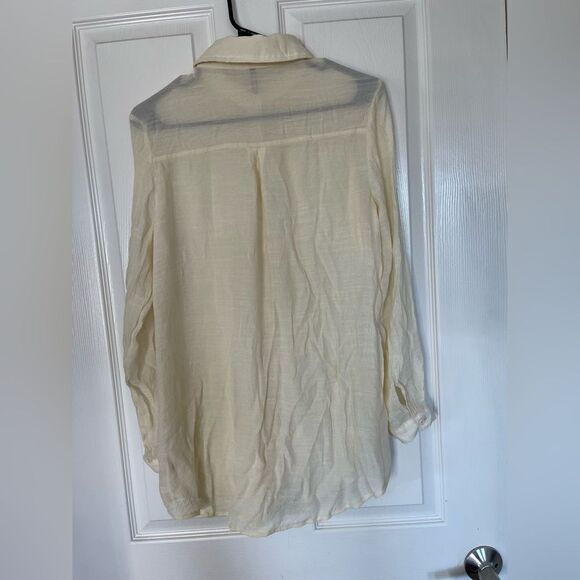 Pretty Little Thing button down shirt - Picture 2 of 5